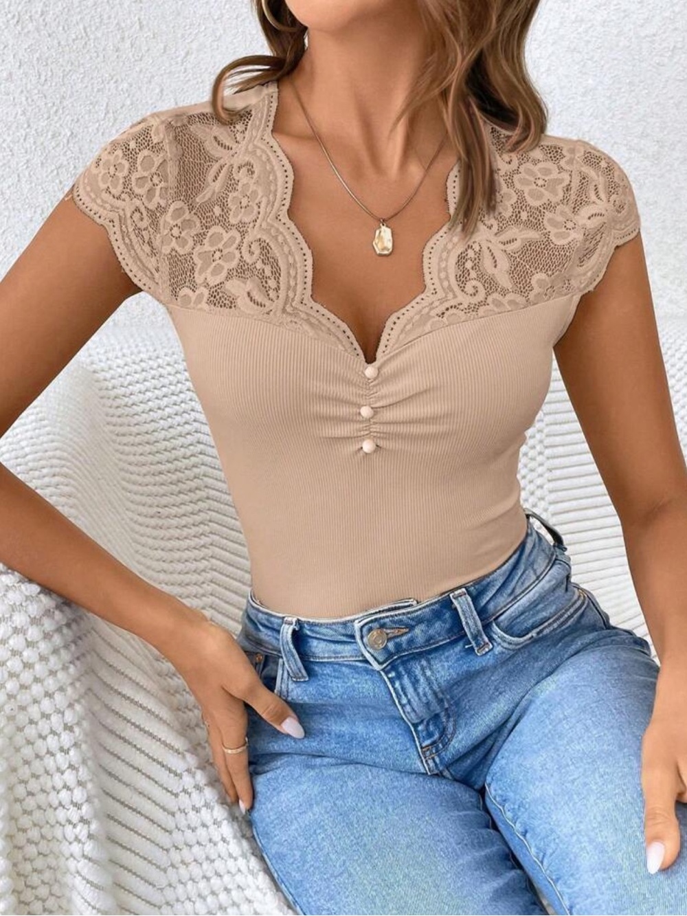 NWOT Khaki Lace Trim Ribbed Short Sleeve Top